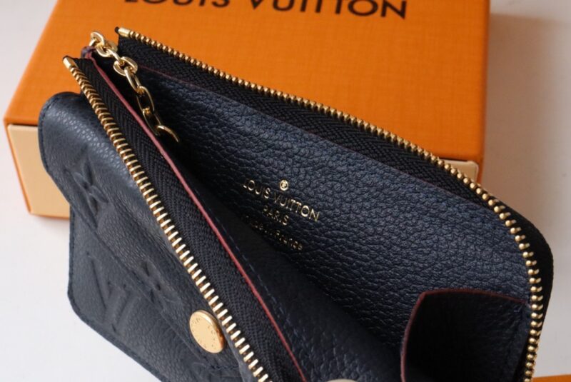 Alternative view of Louis Vuitton Card Holder Recto Verso Wallet Navy Blue / Red 13Cm M69420
