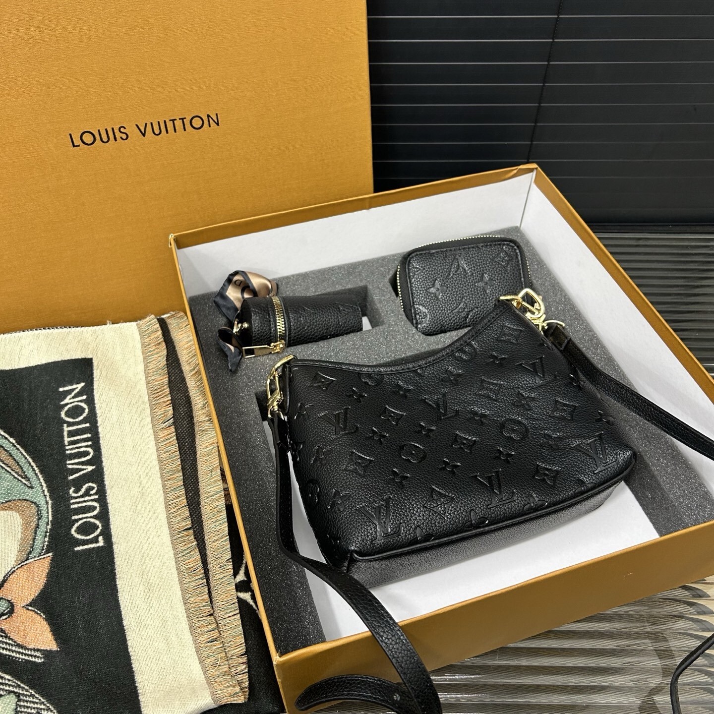 Gift Set: Louis Vuitton Carryall Bag In Monogram Canvas With Zippy Coin Purse And Scarf Monogram Black - Image 8
