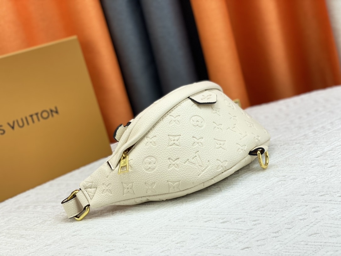 Louis Vuitton Monogram Empreinte Bumbag Creme 37Cm M44836 - Image 3
