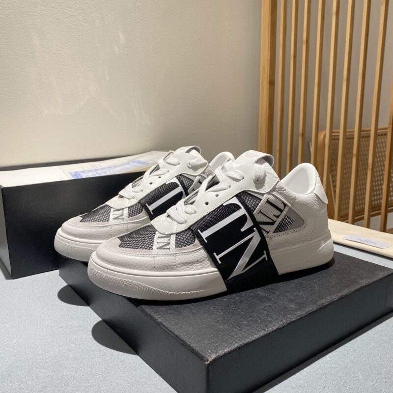 Alternative view of Valentino Vl7N Low-Top Sneaker In Calfskin And Mesh Fabric With Bands Black Xy0S0C58Swfq1X