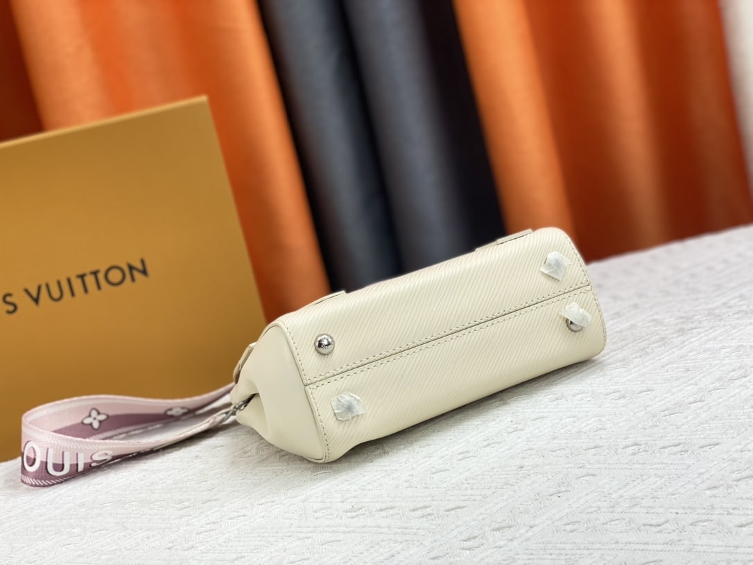 Louis Vuitton Cluny Mini Cream M58928 - Image 3