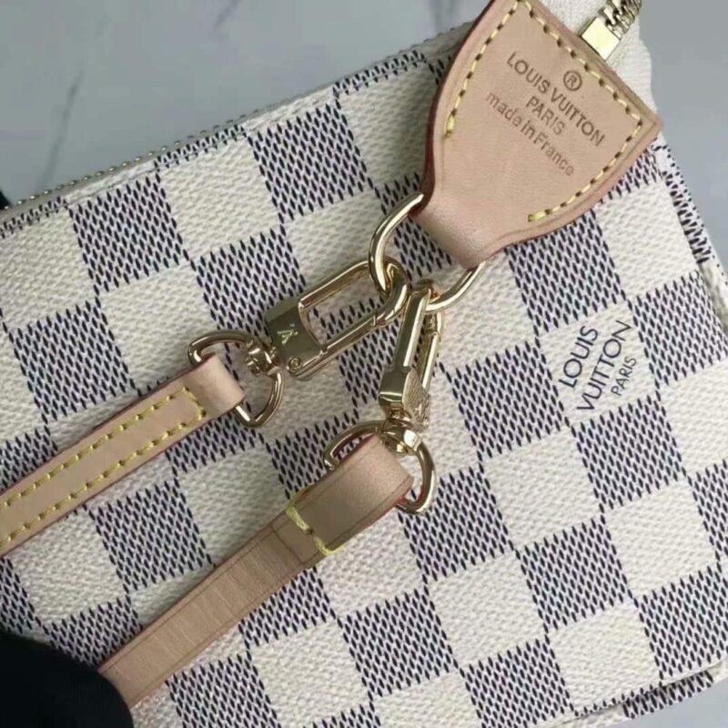 Alternative view of Louis Vuitton Pochette Accessoires N41207