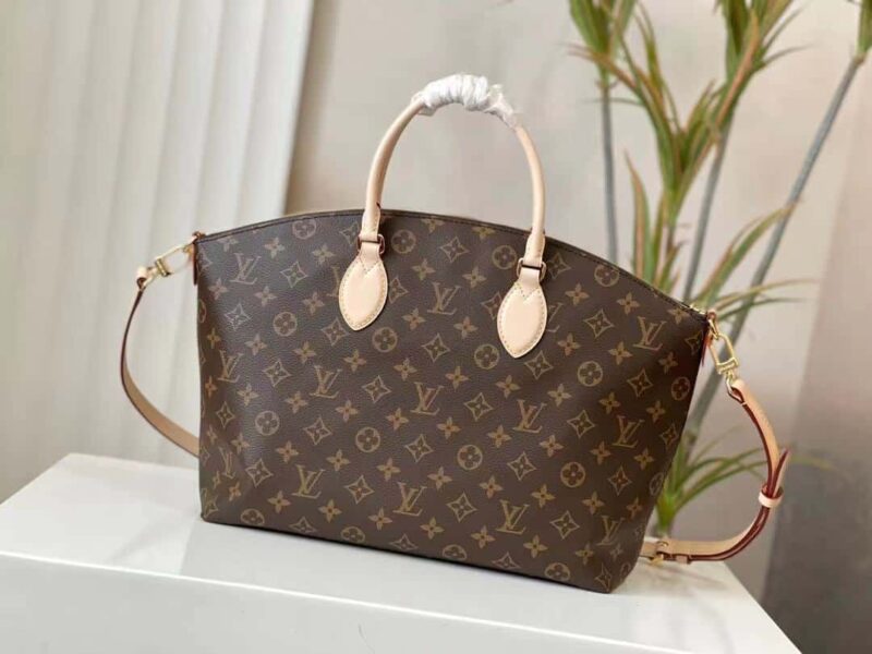 Alternative view of Louis Vuitton Boétie MM 31Cm M45987