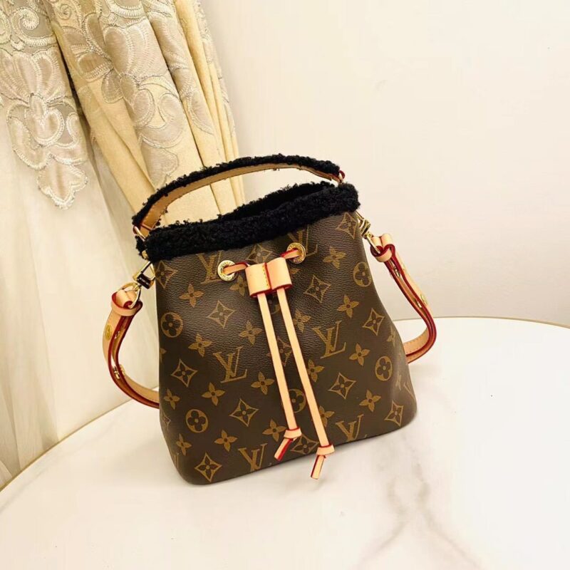 Alternative view of Louis Vuitton Néonoé Monogram Black BB 20Cm