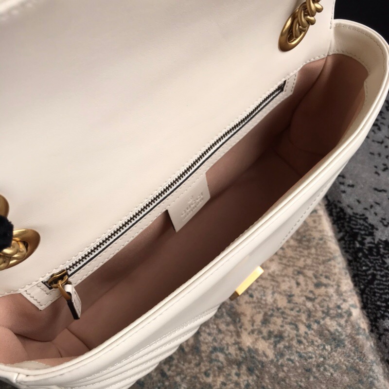 Gucci Marmont Matelassé Mini Bag 446744 Dtdit 9022 - Image 4