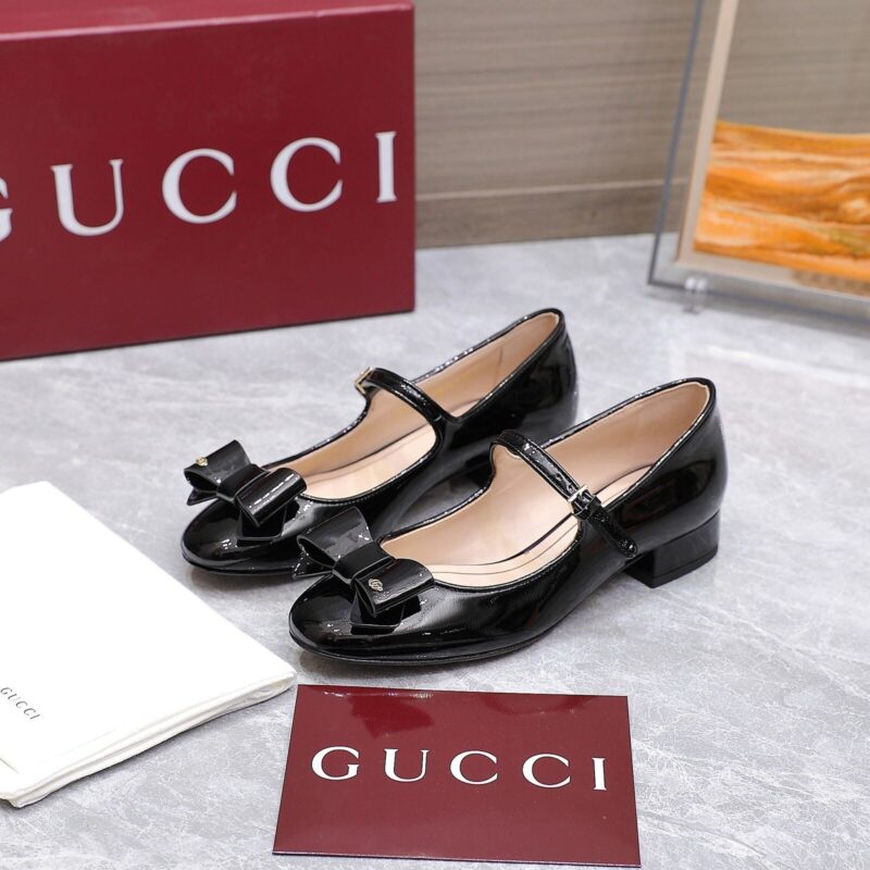 Alternative view of Gucci Women Ballet Flat With Bow Black 835748 0B9J0 1000