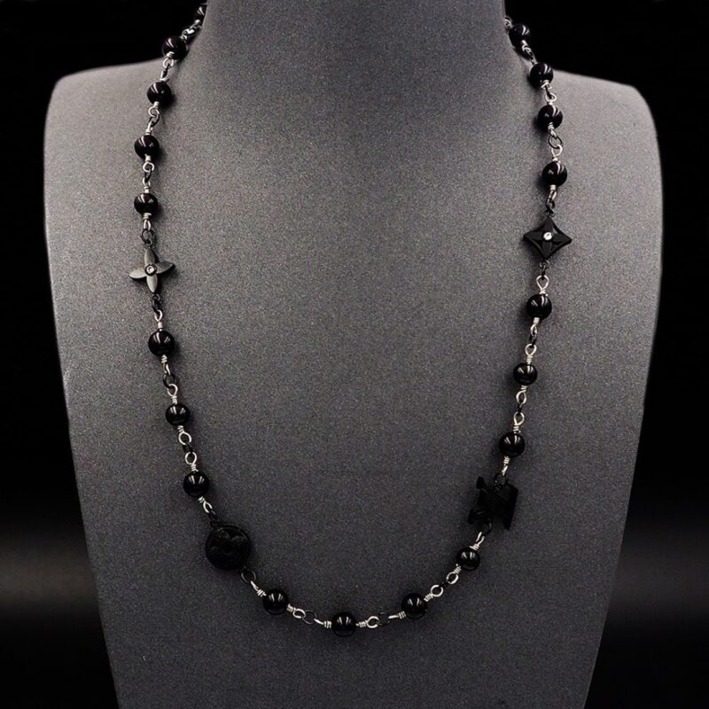 Alternative view of Louis Vuitton Lv Pearls Necklace Black M02445