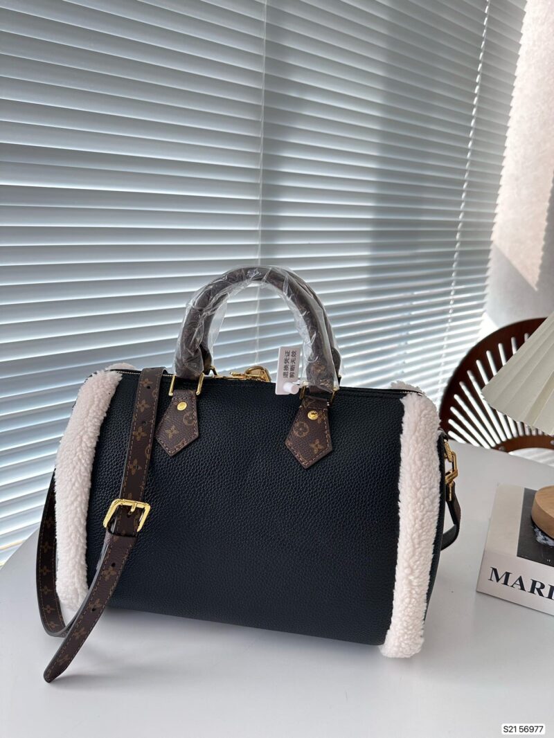 Alternative view of LOUIS VUITTON SHEARLING MONOGRAM SPEEDY BANDOULIERE BAG BLACK 30CM