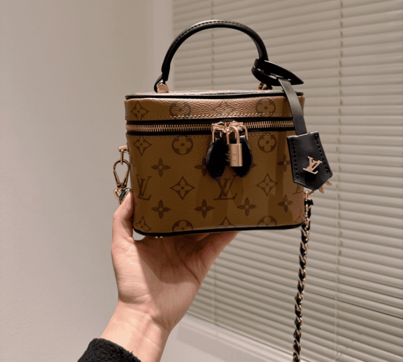 Alternative view of Louis Vuitton Monogram Vanity PM Brown 19Cm M45165