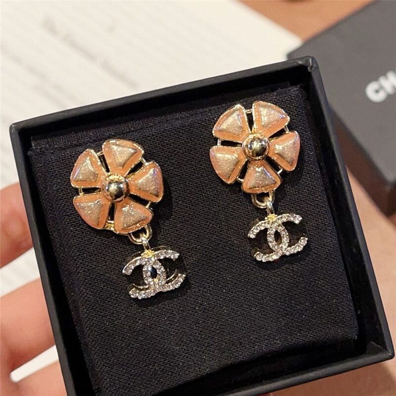 Alternative view of Chanel CC Logo Pink Flower Earrings Gold ABG900 B22986 U6099