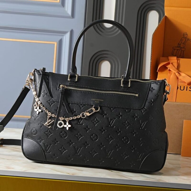 Alternative view of Louis Vuitton Skyline MM Black 40Cm M28406