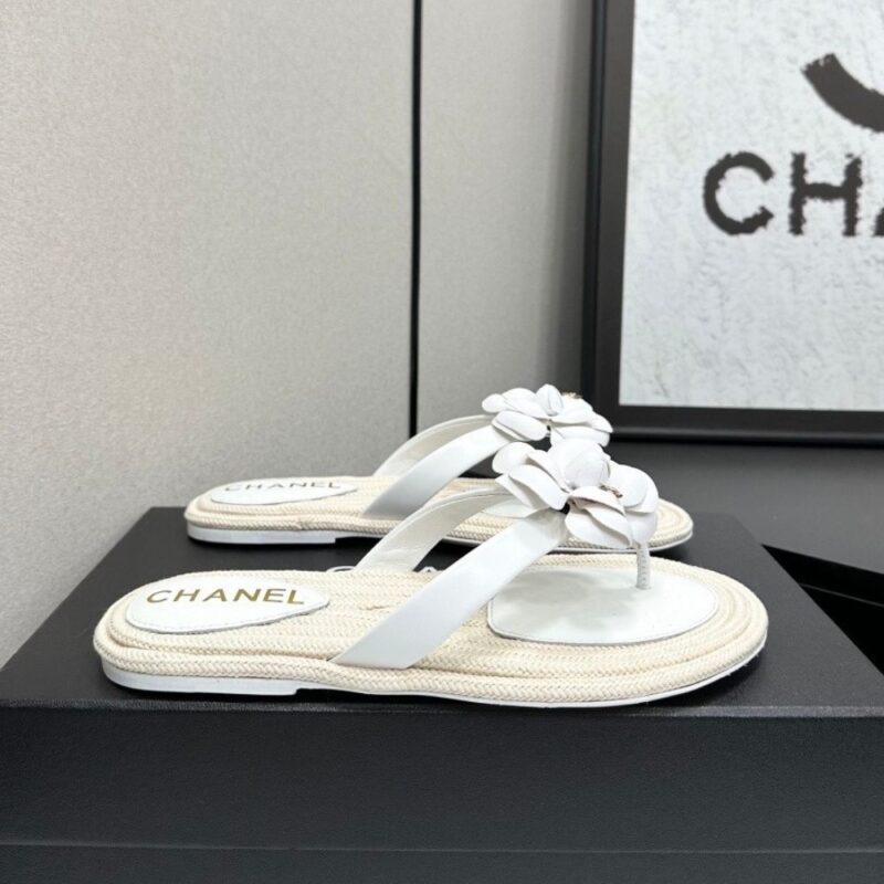 Alternative view of Chanel Thong With Camellia White