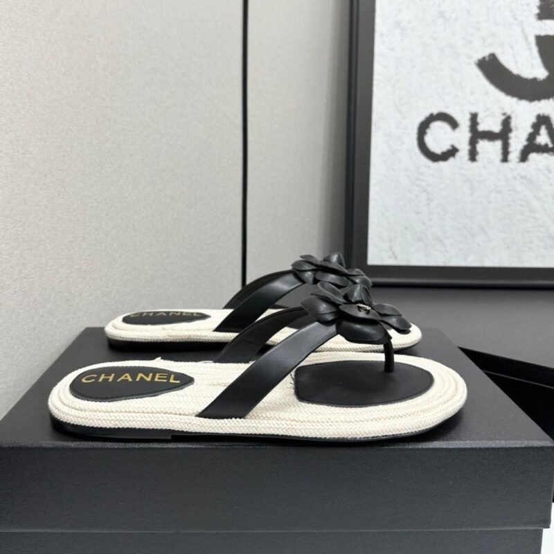 Alternative view of Chanel Thong With Camellia Black
