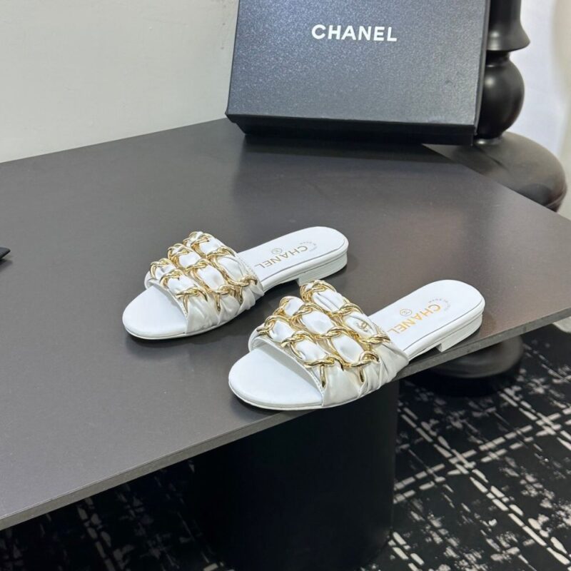 Alternative view of Chanel Slide Sandals Gold Chain White