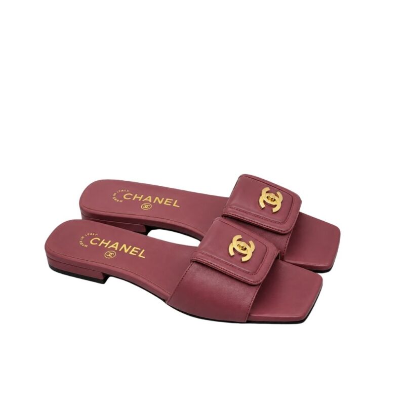 Chanel Leather Mules With Signature CC Logo Dusty Rose
